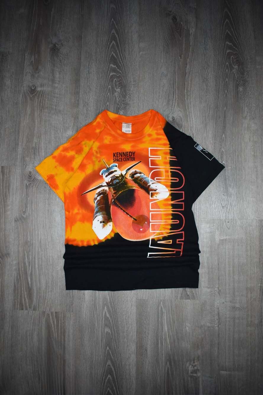 Gildan Kennedy Space Center Launch NASA 50 Years Tie Dye Shirt Size S